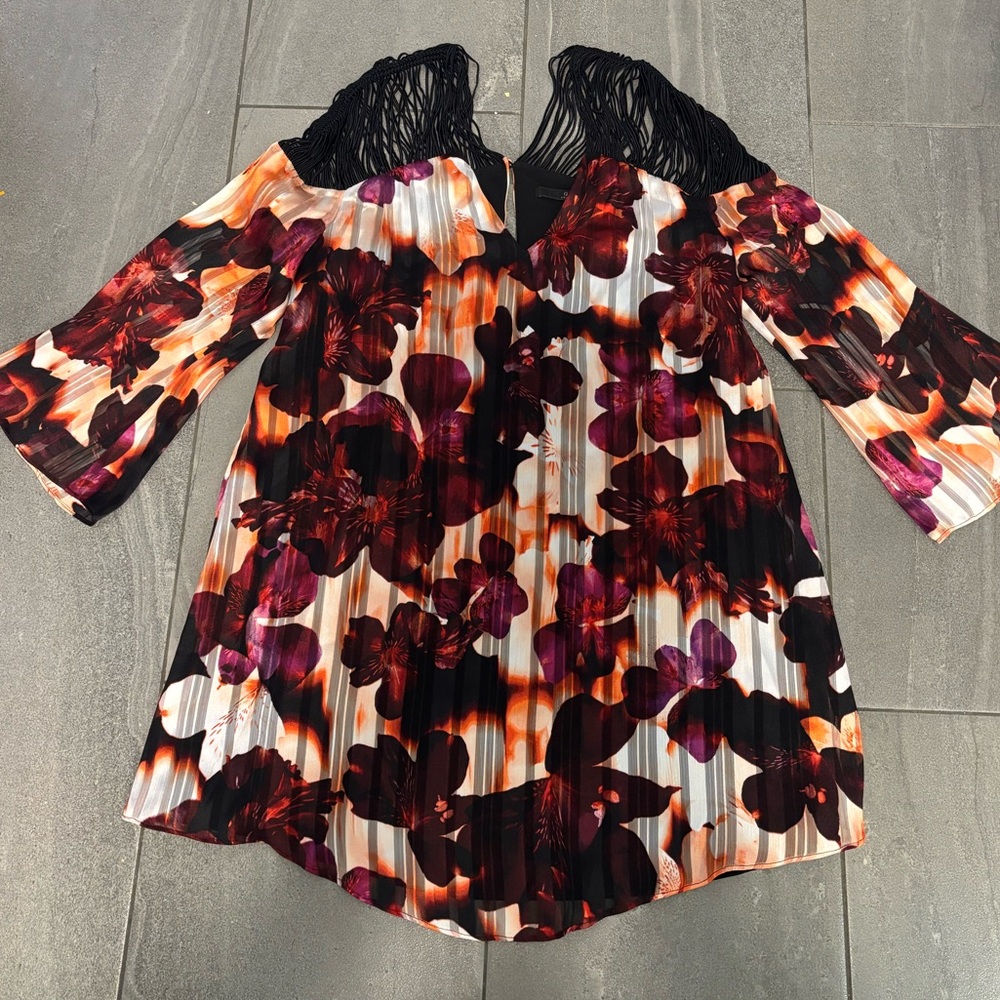 Guess flared mini dress long sleeve floral with fringe shoulders
